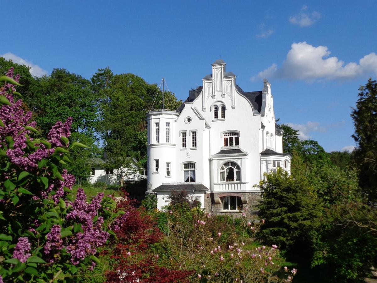 Weissevilla Friedrichsbrunn Fewo Solide 塔勒 外观 照片